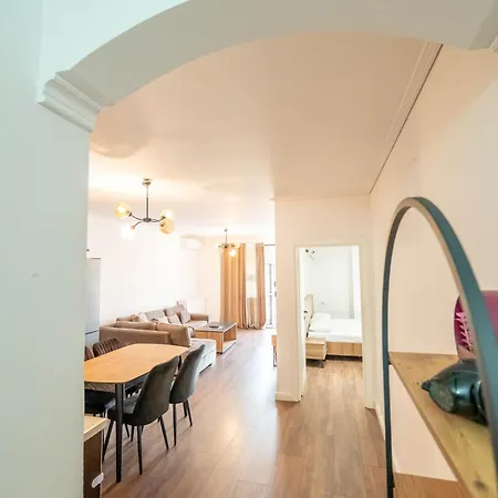 Apartment Tirent - Komuna E Parisit, 2